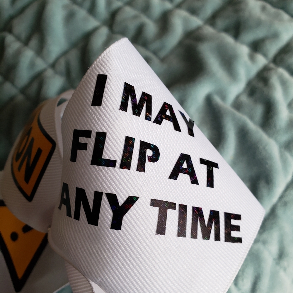 Cheerleading bow - Picture 2 of 3